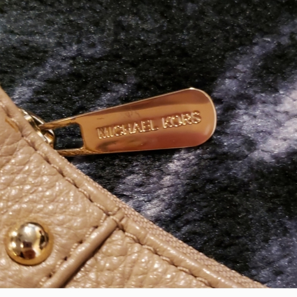 Michael Kors crossbody bag - Picture 3 of 4
